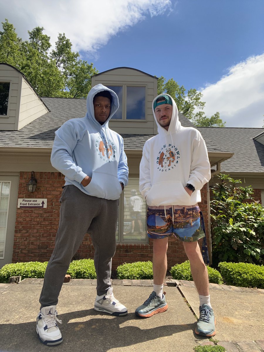 ontheprowl901's tweet photo. New logo hoodies are officially now available for sale in various colors! Blue, White and Pink are available for purchase click the link in our bio to purchase!
#jointheprowl #sportsmedia #sportsradio 
#sportspodcast #memphisbasketball #memphissports #choose901 #memphis https://t.co/cVN85gCQzd
