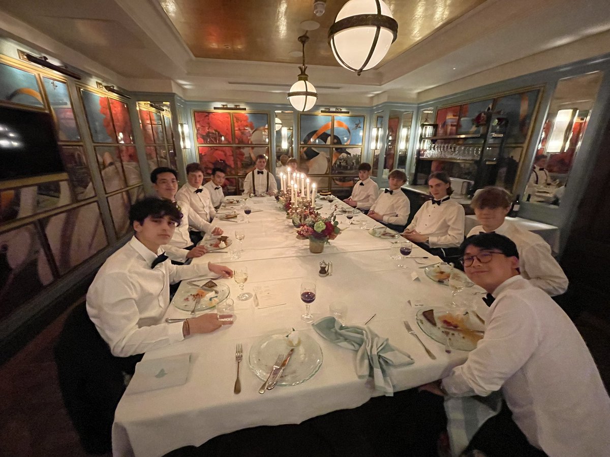 NorthASpartans's tweet photo. This evening we celebrated the departing U6th with a wonderful meal with  at The Ivy, Cambridge. Thank you to @LeysHeadmaster for hosting pre dinner drinks and thank you to the boys for making the night so special! #SpartansforLife https://t.co/YMWFjLLJTh