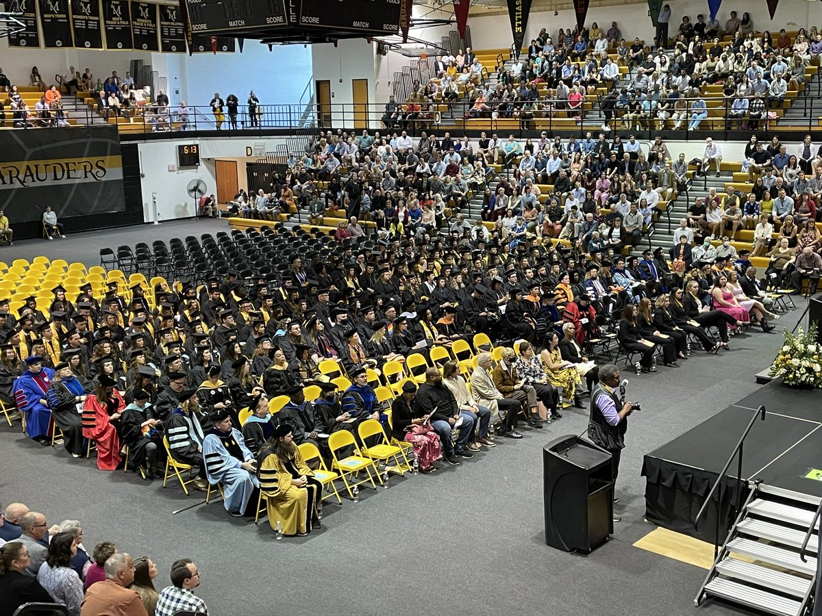 MUGradStudies's tweet photo. 2023 Graduate Commencement is underway! Congratulations to all of our graduates! https://t.co/hf7U4OYEbn