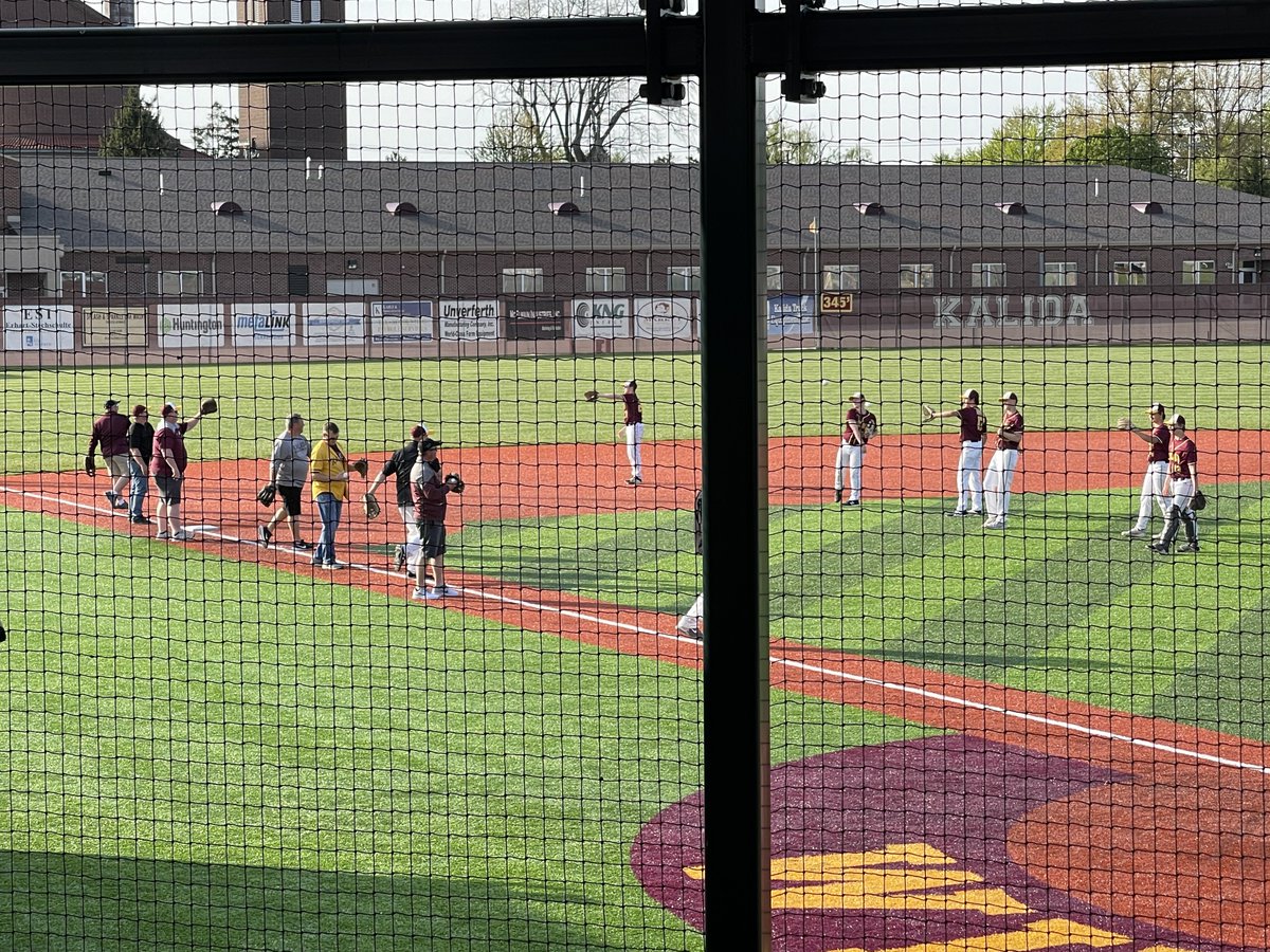 MichaelHirnPBP's tweet image. Forever my favorite tradition: senior day at Kalida where the kids throw with their fathers before the game. #InTheBooth