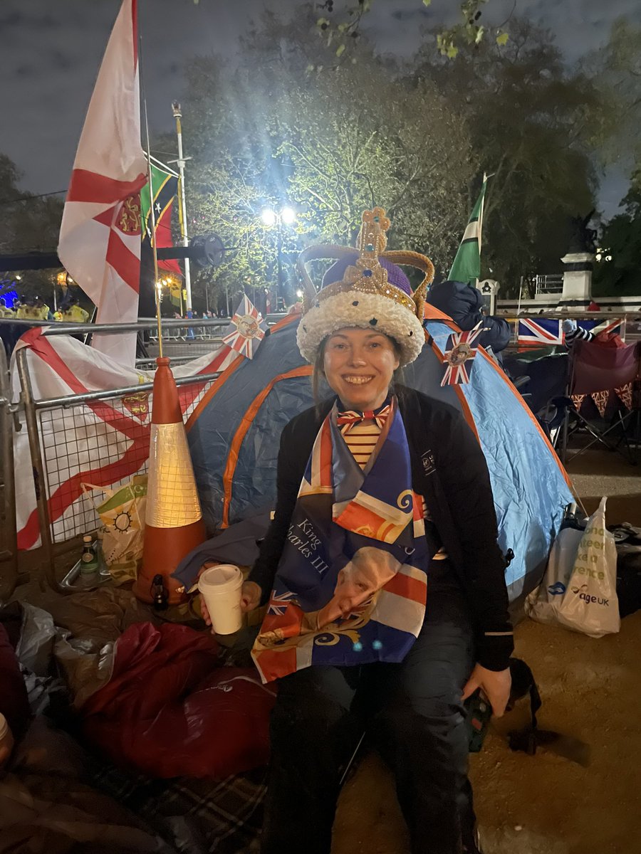 garysector's tweet image. On a quick dash through Central London tonight, delighted to meet King Charles and Queen Camilla on a walkabout. Lost my glasses though around Charing Cross.