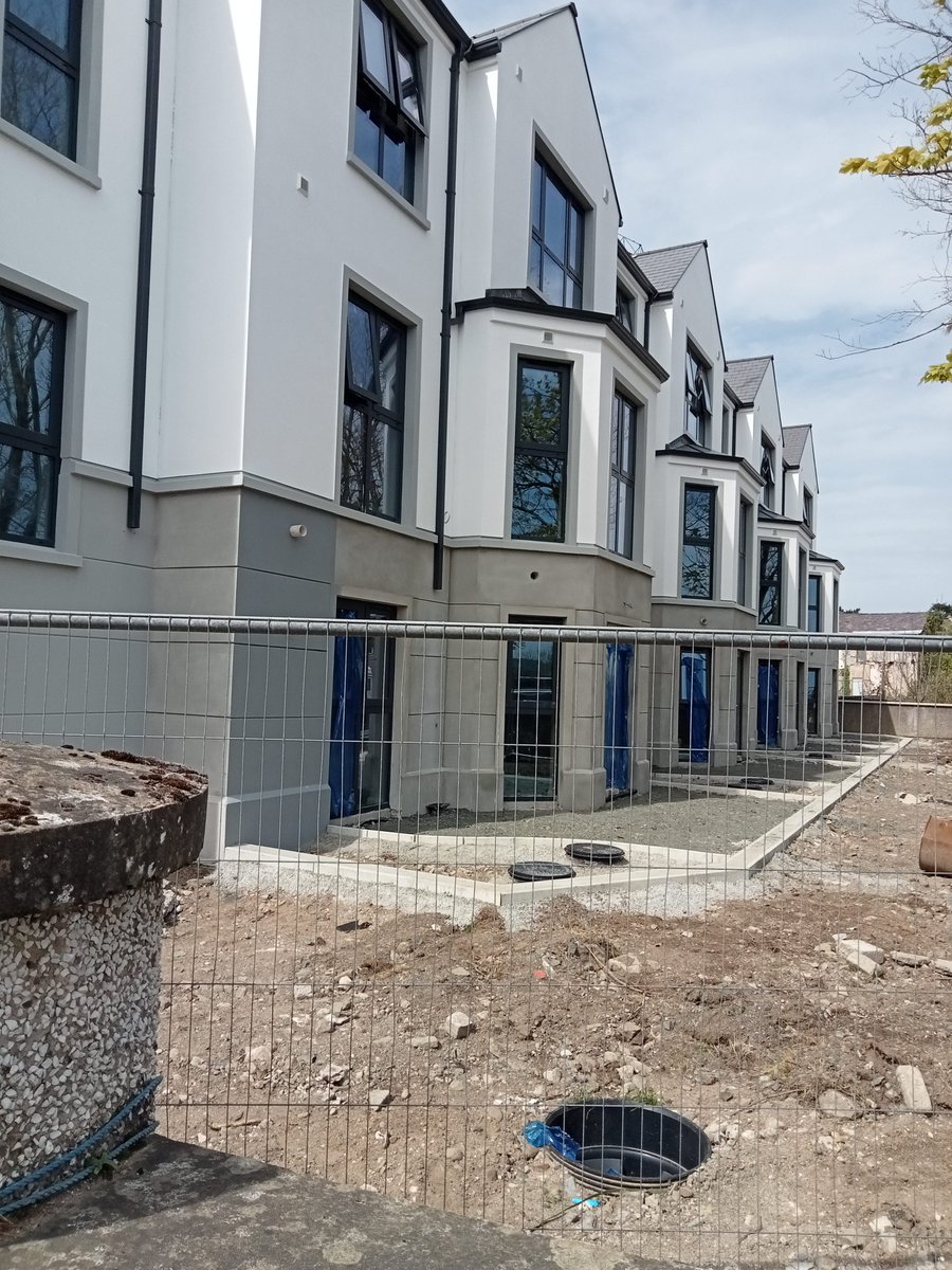 The domiciliary care apartment development by Apex Housing Association on The Rathmoyle site, Ballycastle are nearing completion. Fair play to Lowry Building for completing the building on a restricted site with minimal disruption.@ClanmilHousing @ApexHousingAssn @nihecommunity