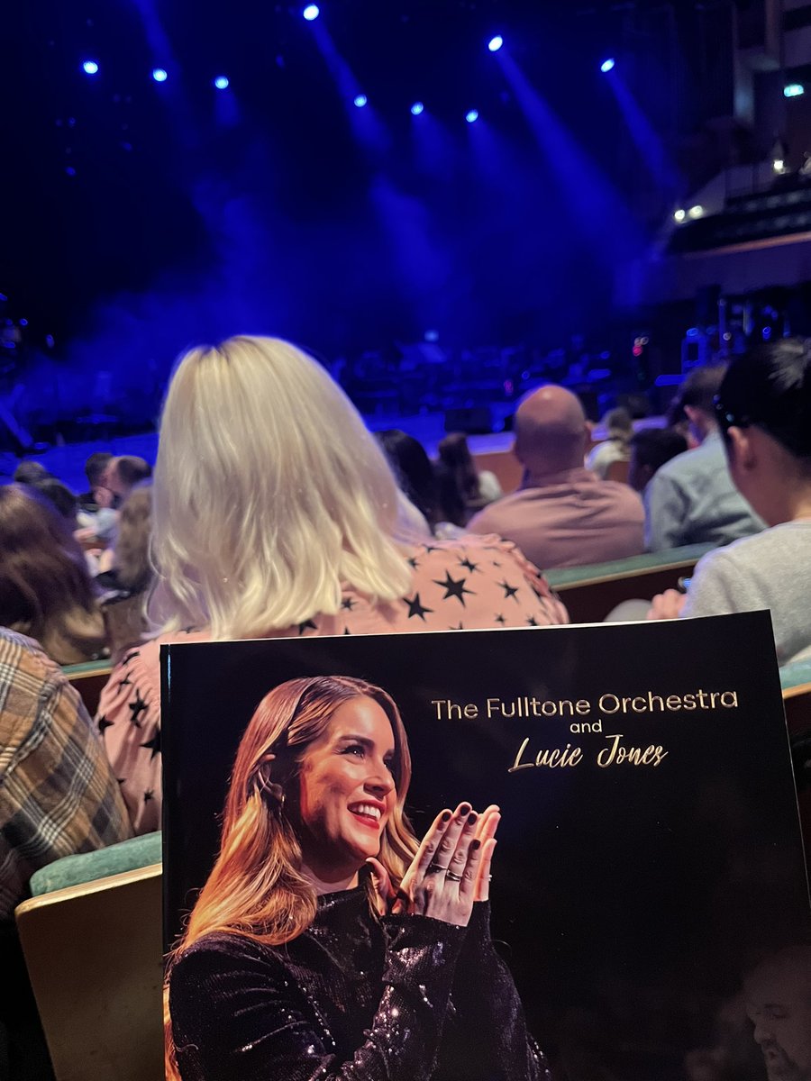 anijahcummings's tweet photo. thankyou @luciejones1 for such an incredible show! you are such an inspiration and have a talent like no other! @thedavidhunter @helenwoolf were also amazing! thankyou lucie, i loved every second! ❤️ https://t.co/efHqwkuluH
