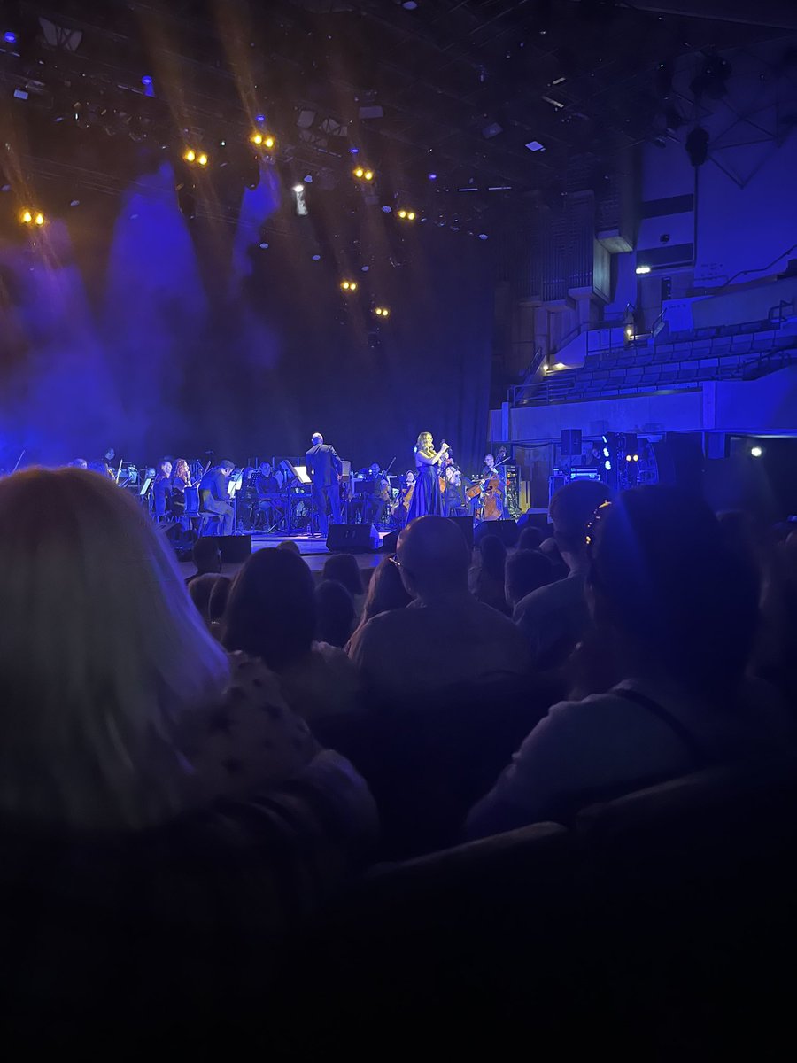 anijahcummings's tweet photo. thankyou @luciejones1 for such an incredible show! you are such an inspiration and have a talent like no other! @thedavidhunter @helenwoolf were also amazing! thankyou lucie, i loved every second! ❤️ https://t.co/efHqwkuluH