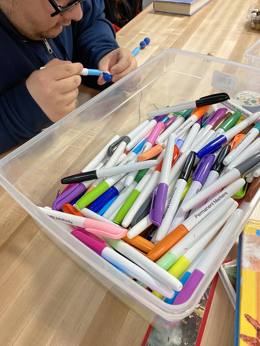 LibraryIngalls's tweet image. We finished out our week with Maker Time with Mr. B&apos;s class. We love ending our week on this high note. Today we made some jewelry out of beads. We even colored some of our own beads. As always, we enjoyed seeing the creativity our friends displayed. 

#PWCSLibraries
