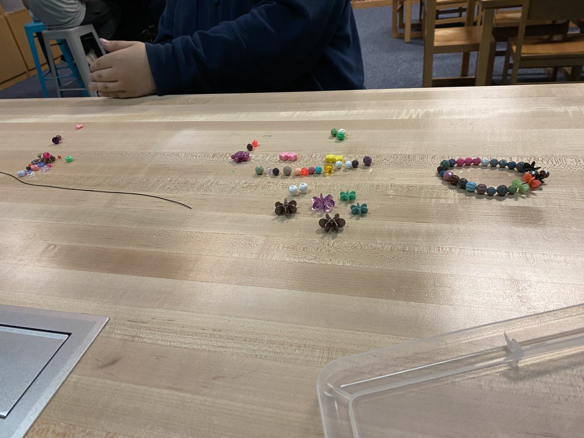 LibraryIngalls's tweet image. We finished out our week with Maker Time with Mr. B&apos;s class. We love ending our week on this high note. Today we made some jewelry out of beads. We even colored some of our own beads. As always, we enjoyed seeing the creativity our friends displayed. 

#PWCSLibraries