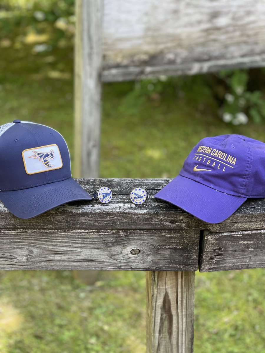 Prom 2023 <a href="/BlueGreyFB/">Blue-Grey All-American Bowl</a> <a href="/StevenJHamby23/">Steven J. Hamby</a> <a href="/GoWasps/">Emory & Henry Wasps</a> <a href="/CoachWalters_/">Mitchell Walters</a> <a href="/CoachGiugliano/">Anthony Giugliano</a>