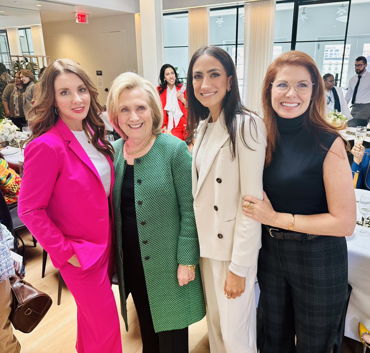 shannonrwatts's tweet photo. Made the most of our day in DC… https://t.co/QzmSC8VjWY