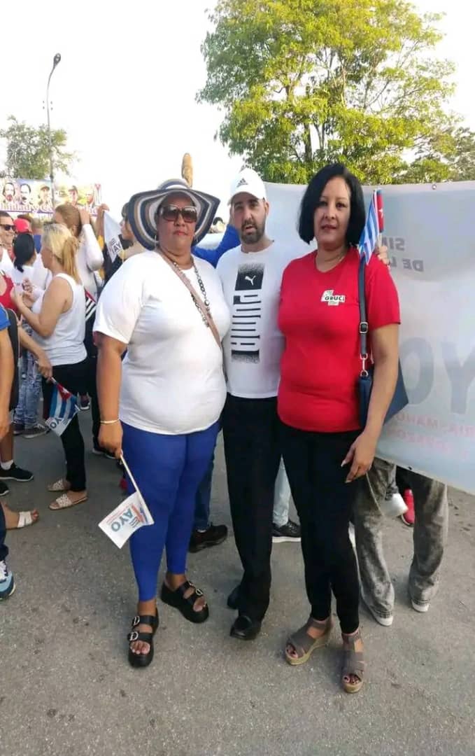 Todo el  #comercio unido luchando y vendiendo. #MejorEsPosible
#ALaPatriaManosYCorazon 
<a href="/MincinCuba/">Comercio Cuba</a>