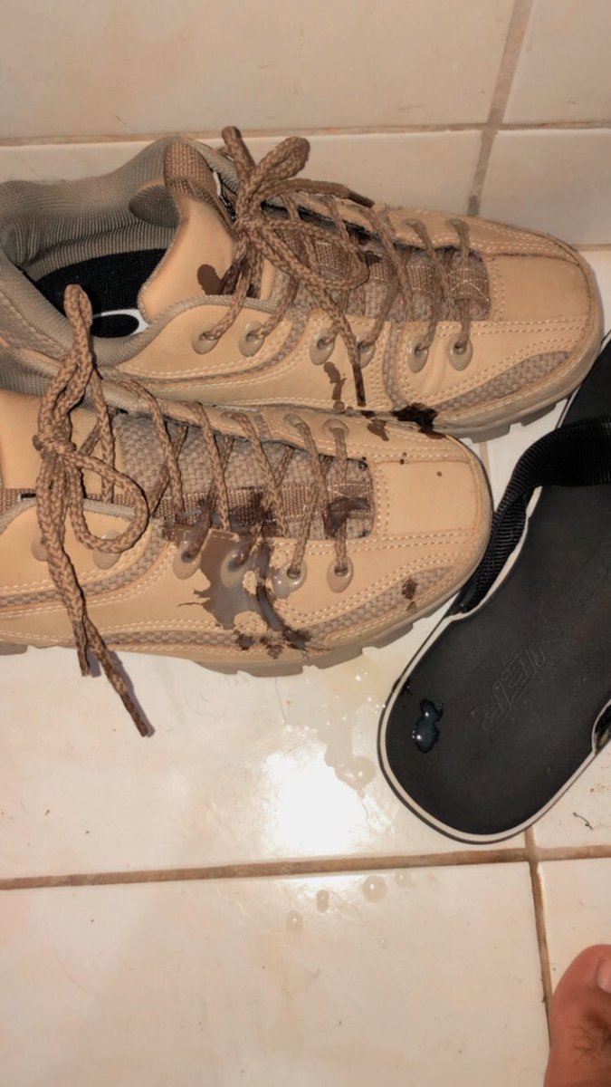 feetfetish106's tweet photo. Qual sub vai limpar com a língua? Vídeo da gozada está no meu Privacy https://t.co/mH2eIWvd1G
#cashmaster #gayfeet #malefeet #findom #podolatriabrasileira #stinkyfeet #footodor #chúledemacho #fidon #dom #privacy https://t.co/SQi4qhmZch