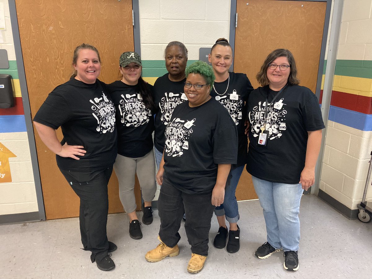 The RHES family appreciates our cafeteria staff! Feeding our students day in and day out is a tall task but this crew does so graciously and they genuinely love our kiddos!! A huge thanks goes to manager, Krista Dhaene, and her crew! We love all of you!!!💕💕💕