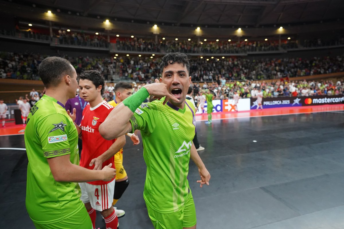 PalmaFutsal's tweet photo. 💚 Una noche 𝗶𝗻𝗼𝗹𝘃𝗶𝗱𝗮𝗯𝗹𝗲

#UCLFutsal
#FinalFour
#Elsomnidetots https://t.co/VCm1jm33PM