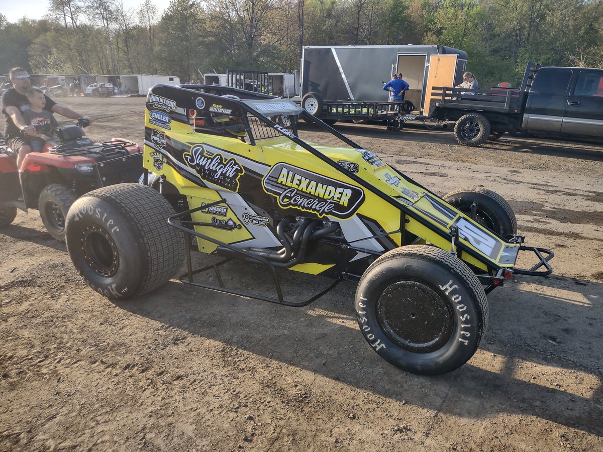 mikevleone's tweet photo. .@TWR_20 staged for @BOSSsprints motor heat at Hilltop https://t.co/sSyubEhCu3