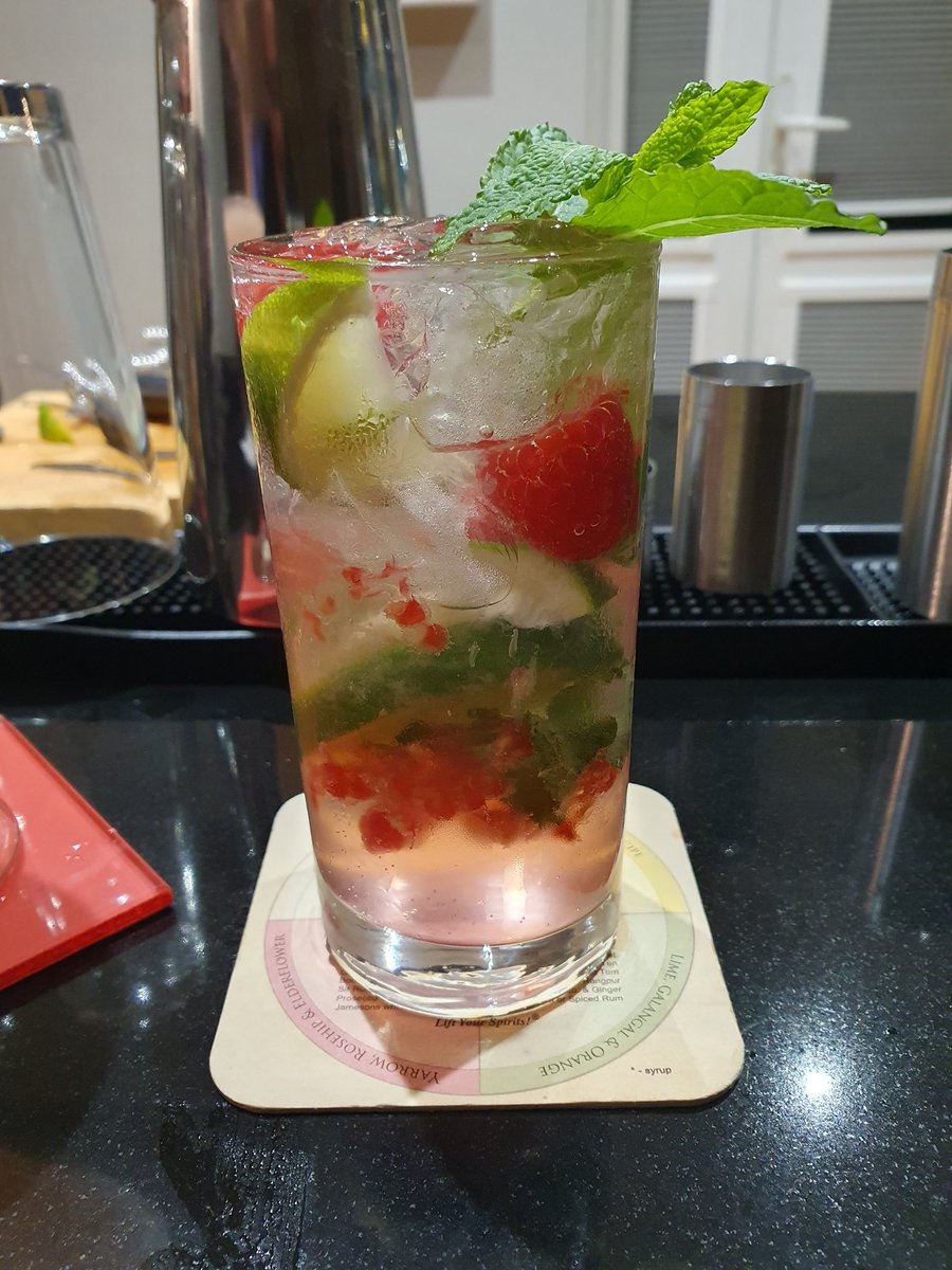 ChesCocktails's tweet photo. Happy Friday. Showing you our cocktail of the week. A Raspberry Mojito. Happy Coronation Day tomorrow too! x 
#raspberrymojito #raspberry #coronationcocktail https://t.co/XwFR4qrDYO
