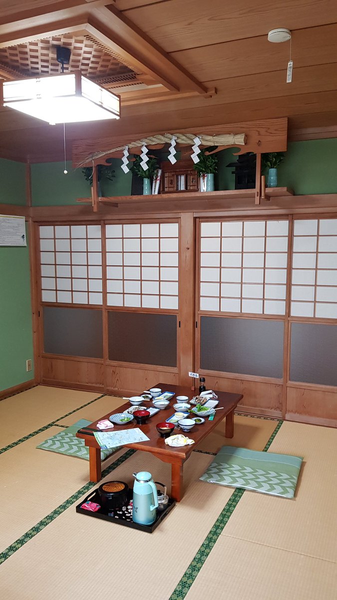 ShaneBrained tweet media