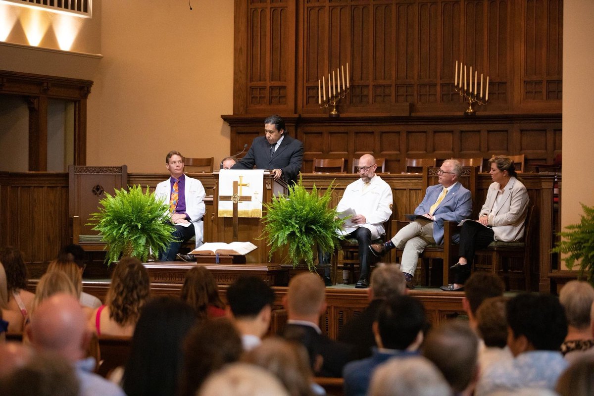 drboe's tweet photo. It was an absolute pleasure to celebrate the academic achievements with the PA Class of 2024 this morning at the Short White Coat Ceremony, an occasion to mark the transition in their medical education from classroom instruction to student practitioner. https://t.co/7ceiUCfeDY