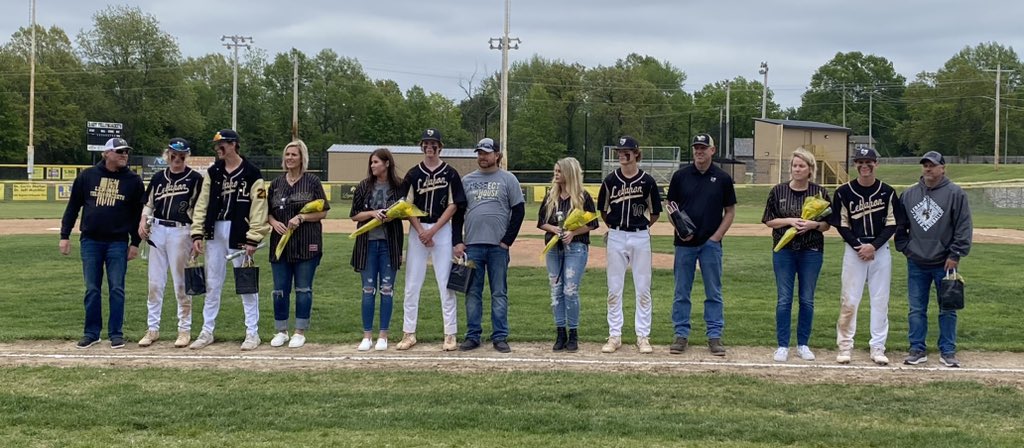 Thank you to a great senior class!

Keaton Mizer
Austin Hendrix 
Ashton Coryell 
Payton Wehner
Parker Wehner