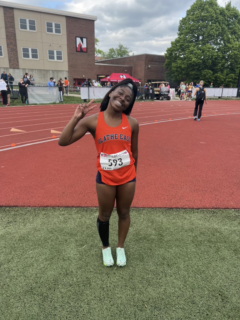 2nd place for Damiya in the 100!!!!