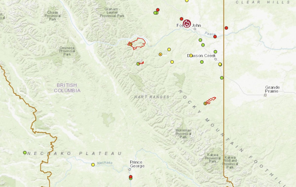 Quite a few fires around the Peace right now. One just across the border into Alberta is 900 hectares. Yikes. #BCfires #FortStJohn