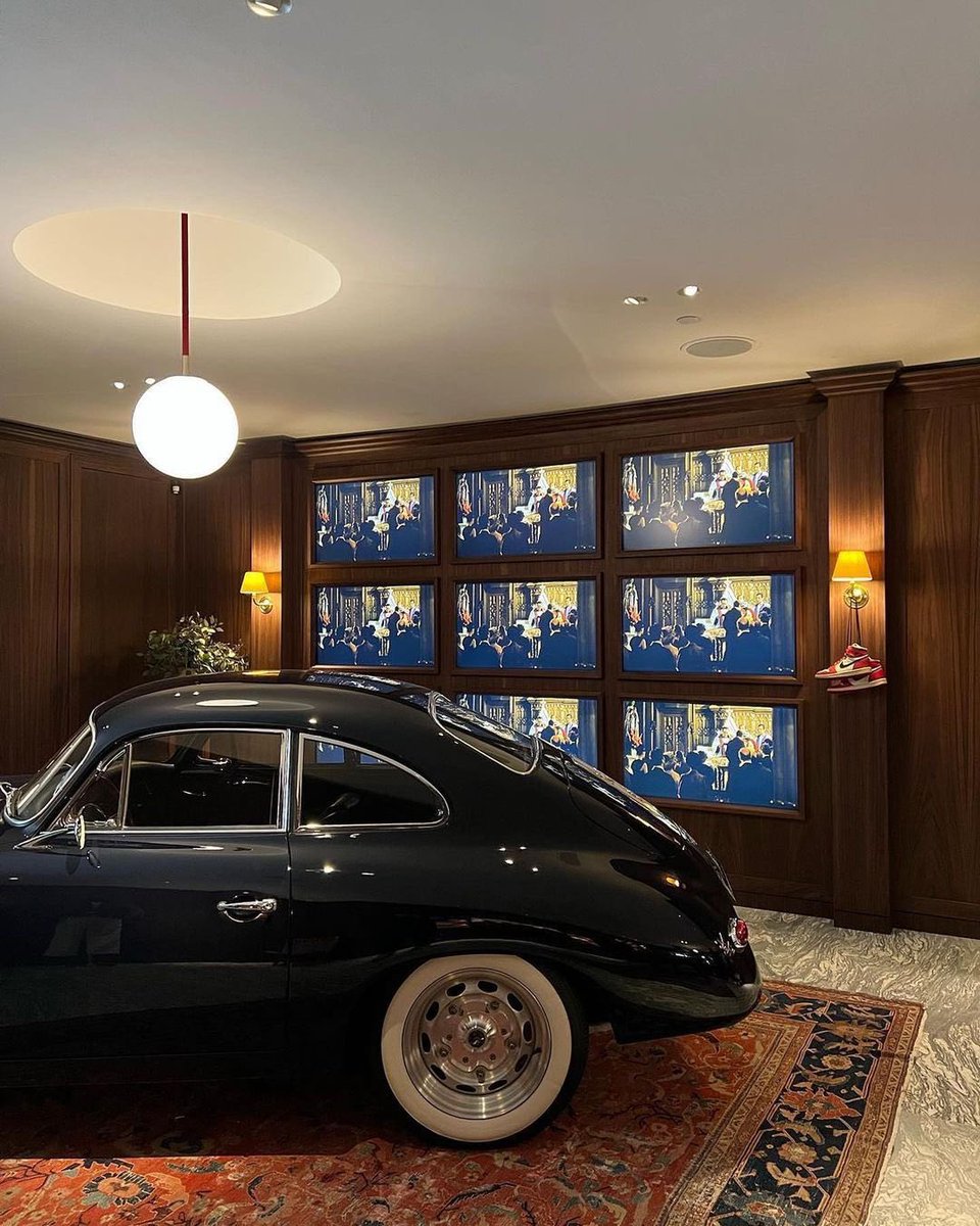 boymolish's tweet photo. Inside Aime Leon Dore new flagship store https://t.co/HTk30qecvX