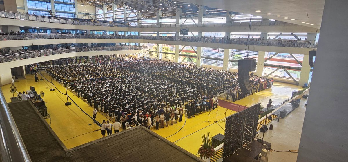 atenews's tweet photo. NH: After three online graduations, the Ateneo de Davao University finally conducts its 71st Commencement Exercises for the Class of 2023 at the Martin Hall.

See livestream here: https://t.co/xzvP9j8UAP https://t.co/6Bq3GAWmcw