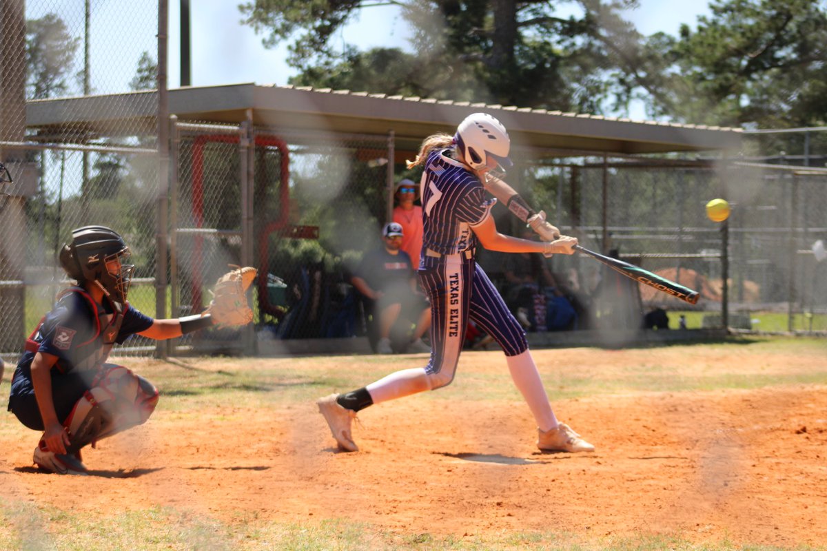 IzzyLeeSoftball's tweet photo. photos from our tourney @ burroughs park!! #HartSoftball #izzylee2027 #softball17 #RHP #pitcher4life #BeElite @ExtralnningSB @SoftballDown @QrRecruiter @4StateSports1
@TopPreps @PlaySoftballNet
@SoftballPros @tepremier_09 @kohs_softball @SoftballRecruit @SBRRetweets https://t.co/xI964Q6iRh
