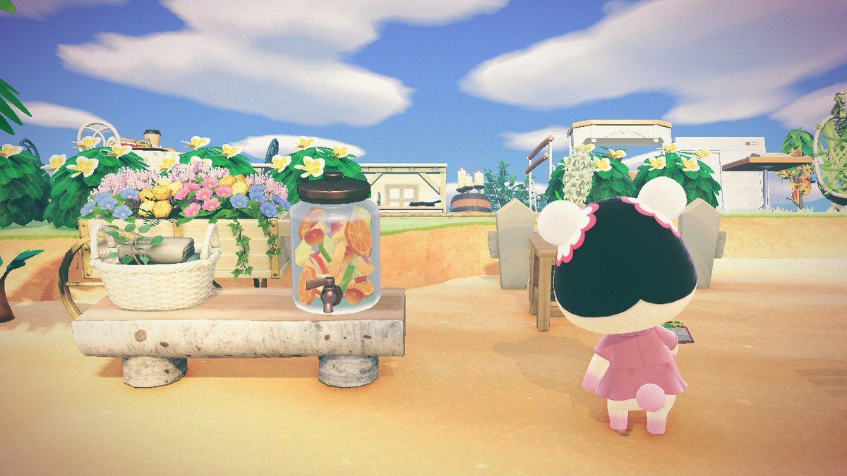 おはジャスミンちゃん🍑
ついついピンクのワンピースをあげちゃう。尻尾が桃饅頭みたいで可愛いねぇ。
#あつ森 
#ペタル島ログ
#ジャスミン