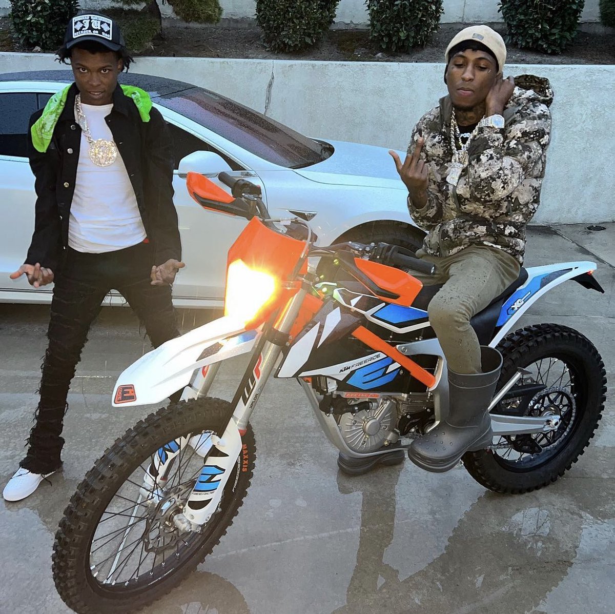 YoungBoyNews4KT's tweet photo. New pictures of NBA YoungBoy ‼️📸 https://t.co/lTbB5DygBQ
