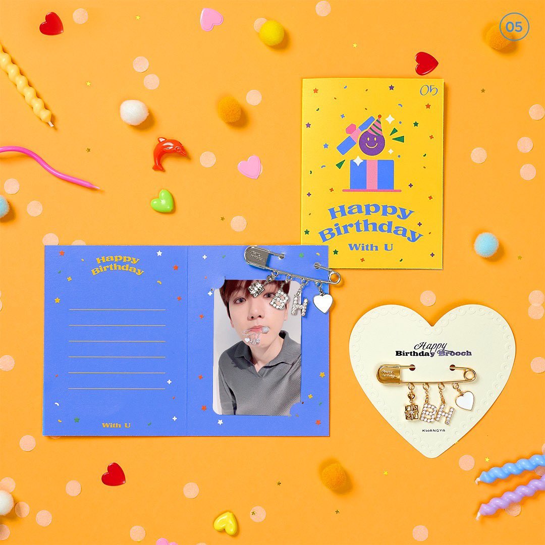 oppahurtsme's tweet photo. BAEKHYUN DAY GA | PH ONLY 

good morning bbh-ls! giving away 1 baekhyun bday card and 506php gcash to 1 winner! just

🐶 like and rt
🐶 follow
🐶 reply:

HAPPY BAEKHYUN DAY 
 #HappyBaekhyunDay
#언제든_놀러와요_큥데이
#오늘은_배켜니날_배켜니세상 

will announce tom. at 5:06pm!! 💗 https://t.co/NzDa03NAda