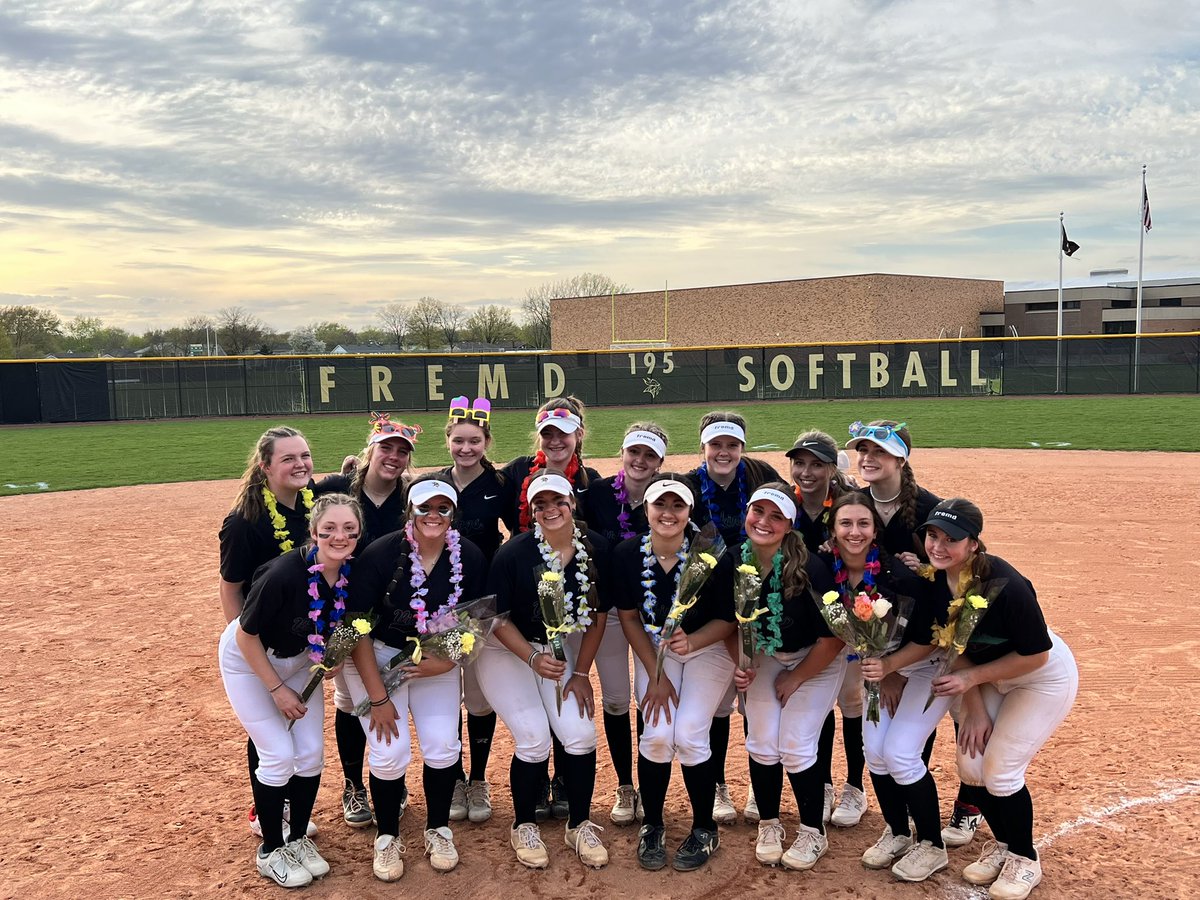 Vikes earn a Senior Night win against Hoffman Estates. Thank you seniors for your dedication, your work ethic, and your commitment to one another!

We travel to Maine South tomorrow to play the Hawks at 11am!

<a href="/FremdAthletics/">Fremd Athletics</a> | #Mudita