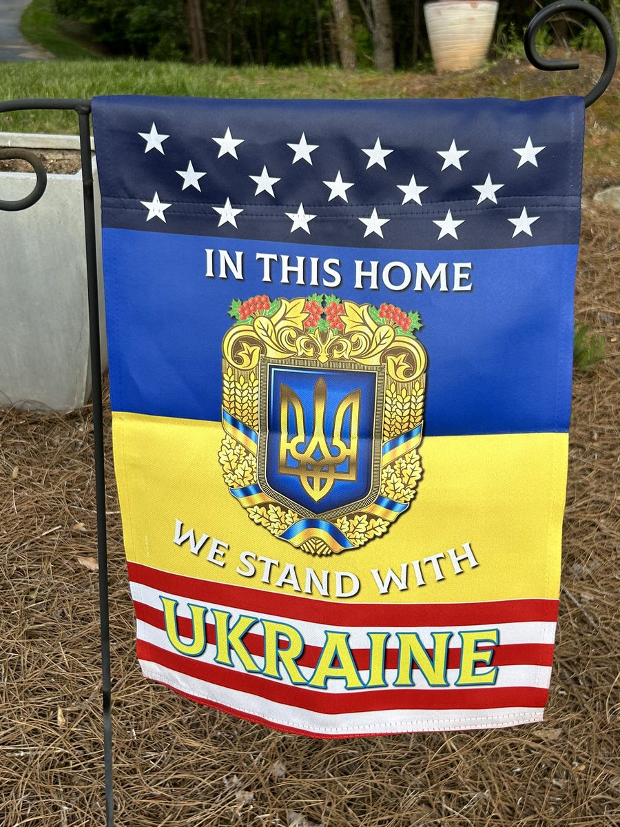New garden flag! #Ukraine #GloryToTheHeroes