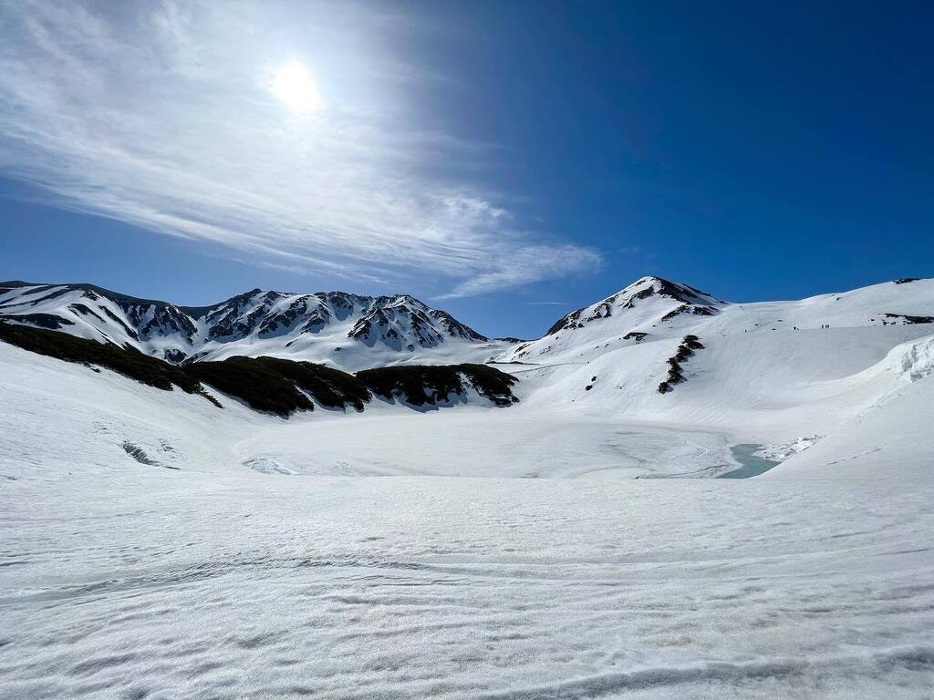 iRayden's tweet photo. Гора Тате 3015м и окрестности на высоте 2400м. #🏔️ https://t.co/PCtNzLUSed https://t.co/XWZtWXSCzL