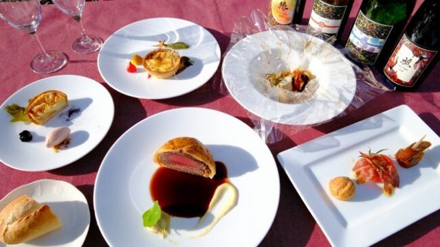 北海道仁木町の人気ワイナリーで楽しむツアー「ぶどう畑でレストラン」開催 ift.tt/Q0GOv7a

#ワインバザール #ワイン