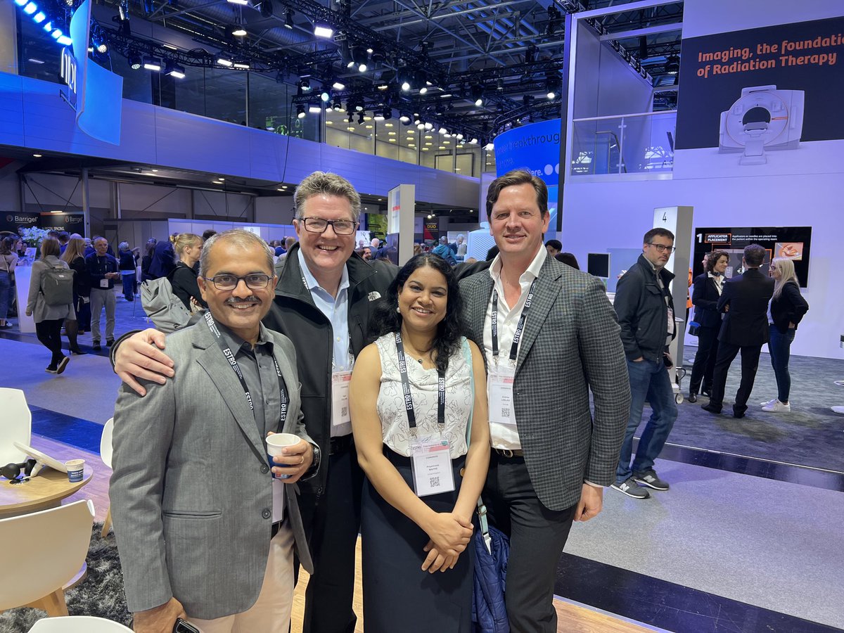 The GU @Twitterati gathered at the #BSX booth #ESTRO23

@VedangMurthy @SbrtSean @docpriyamvada 

Soon to arrive @PBlanchardMD @DrSuneil_PCa