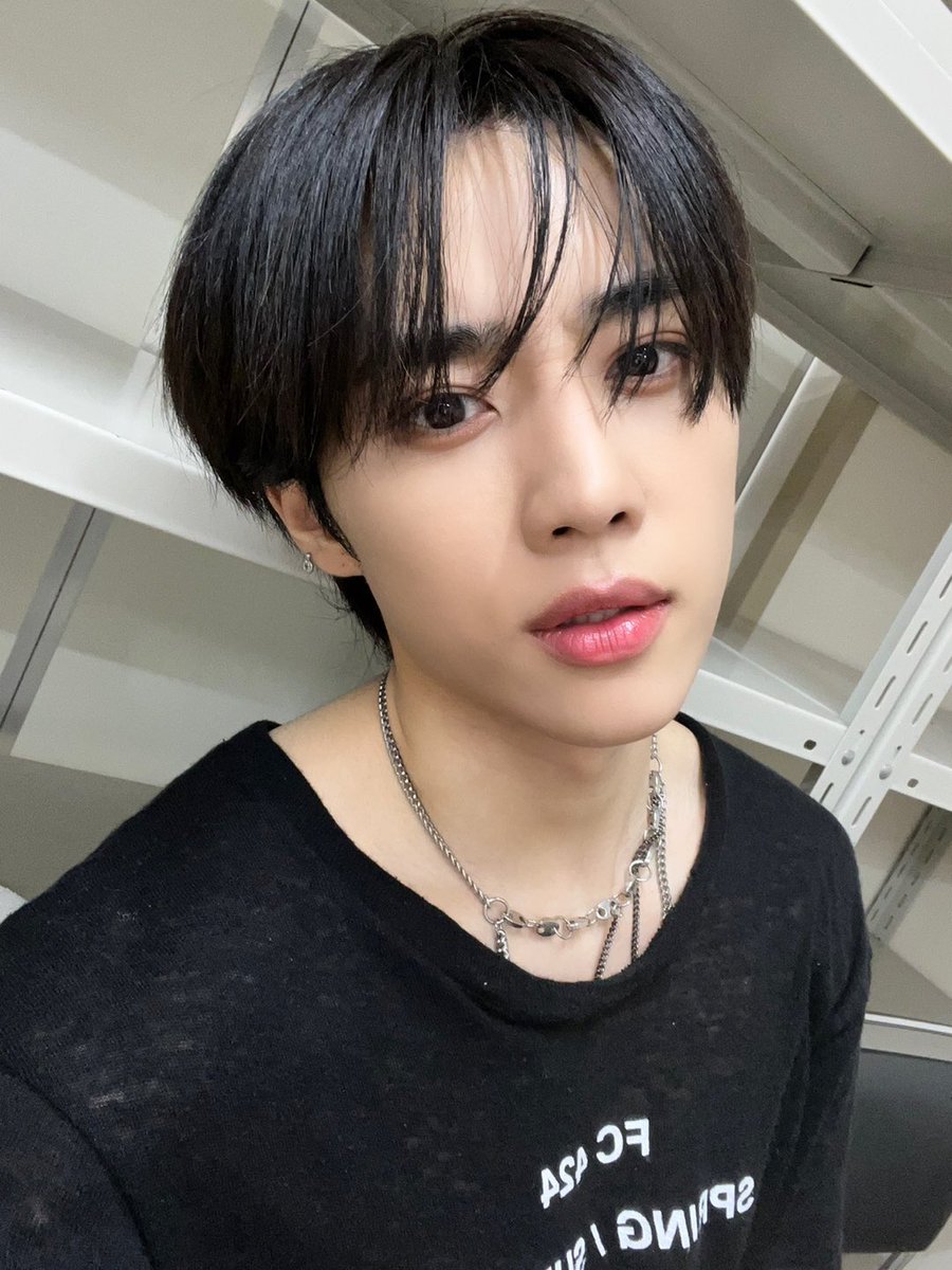 THE BOYZ (더보이즈) tweet media
