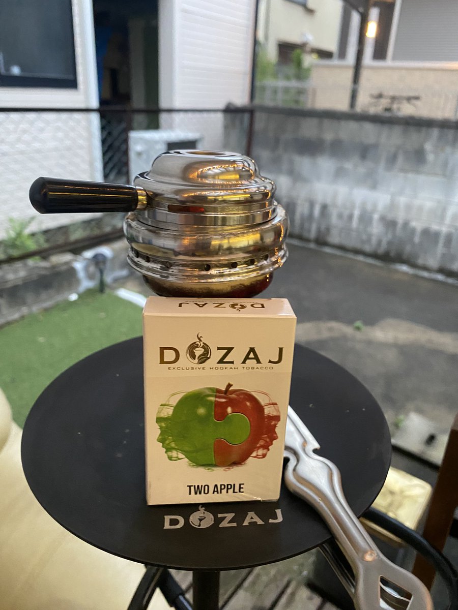 GASSYosaka's tweet photo. フレーバーを買いに行っただけなのに…
#TWOAPPLE
#DOZAJ https://t.co/ufkXBjHf5c