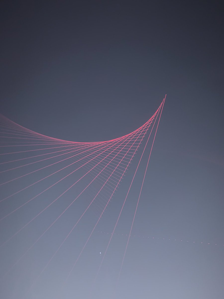 slave bruce tweet media