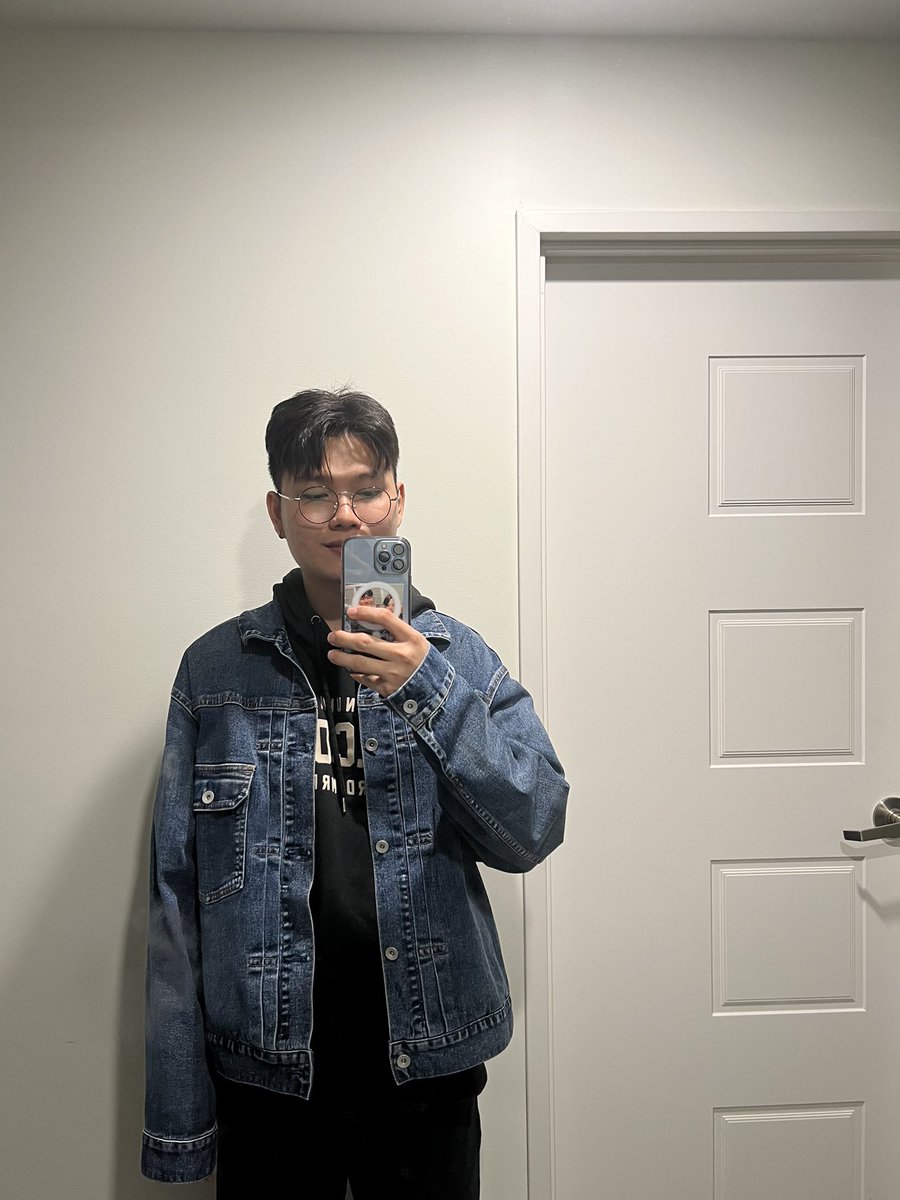 Pap dari desek👌🏻👌🏻👌🏻

*edisi Mirror selfie🤣🤣🤣