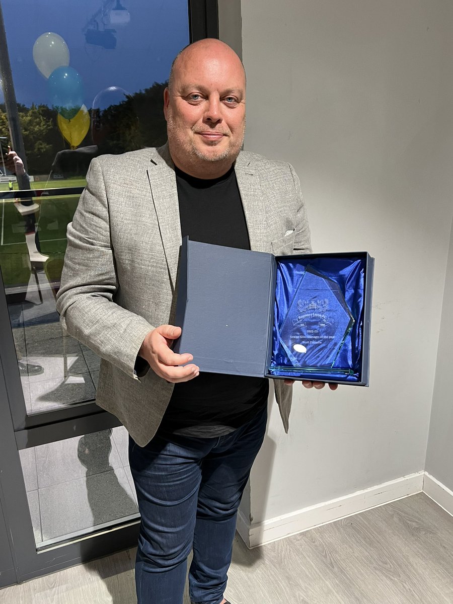 Rayners Lane manager of the year <a href="/Scottyp1/">Scott Patmore</a> at last night’s awards