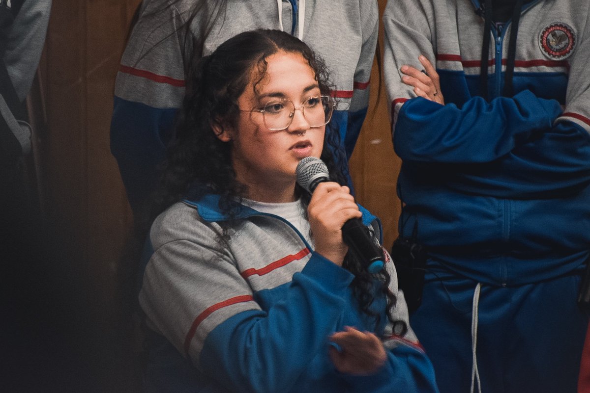 jsantiago_munar's tweet image. Fotografías realizadas el día de hoy durante el desarrollo del conversatorio realizado en el marco del #ProgramaECO de la @Educacionbogota  que se realizó entre estudiantes de los colegios República de México y Guillermo Cano Isaza.

 #Tummpaz