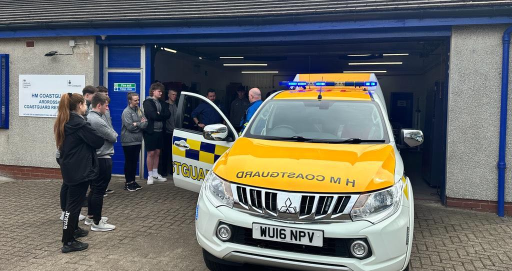 ArdrossanCRT's tweet image. Last week the team welcomed the Uniformed Services students from @AyrshireColl to learn about the roles, responsibilities and capabilities of @HMCoastguard. Good luck to everyone in their future career aspirations #999Coastguard #Team999