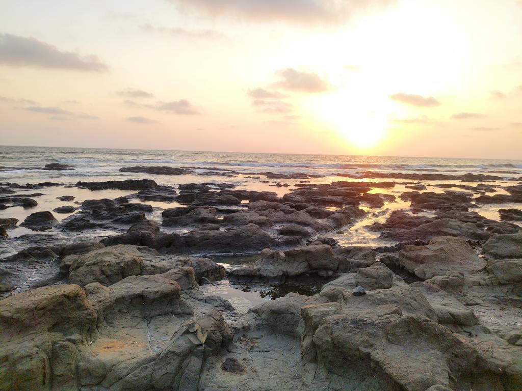 Vijaymane358's tweet photo. Korlai beach Alibag

#sunsetphotography https://t.co/nux4KJZvII