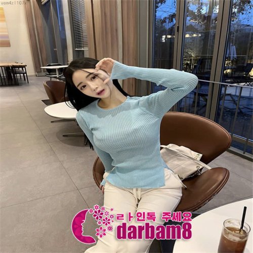 _migato_'s tweet photo. #소녀룩 #luxuryblouse #feminine #캐주얼룩 #시상식블라우스 #양평군 qgde6987 https://t.co/Zti77SzOCd