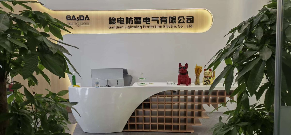 Sales04G's tweet image. ️One product a day️

Cheap
🔛Easy to use 
🔜Fast
✔️High breaking capacity 

We are always available 

Kicking off my work
#fuse #Fuselink #fusebase