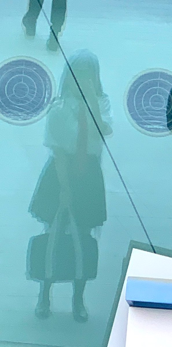 덩그러니