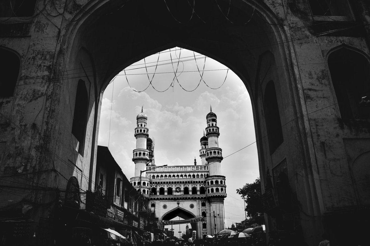 Charminar ✨

Quote something Black & white from your gallery !