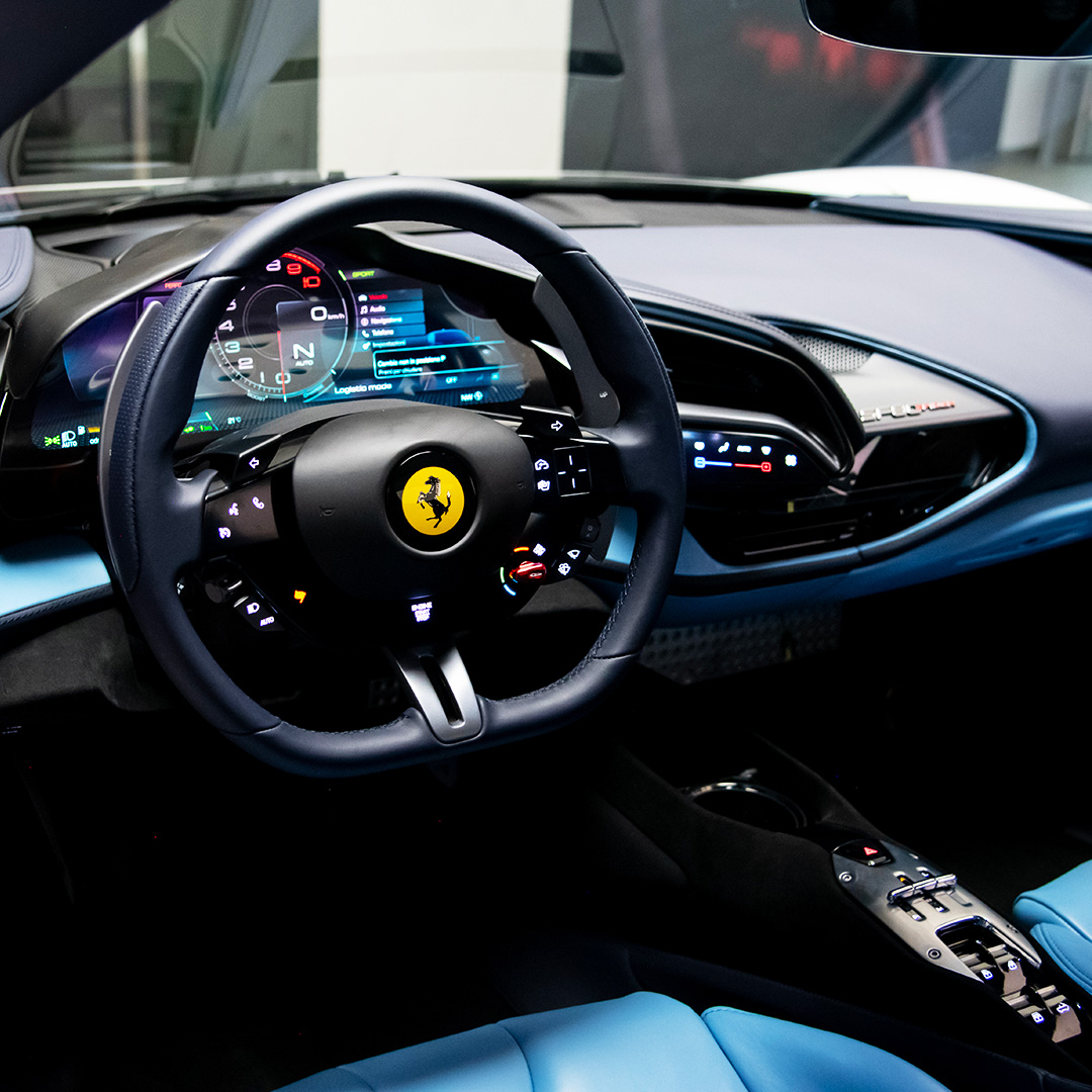MeridienModena's tweet photo. This #FerrariTailorMade #FerrariSF90Stradale was inspired by the iconic #Ferrari308GTBi. The result is a one-of-a-kind creation accented with a brilliant white Bianco King paintwork paired with the vintage elegance of black Alcantara®.
#Ferrari https://t.co/xTiOz2VU8v https://t.co/OgwDwxgVOb