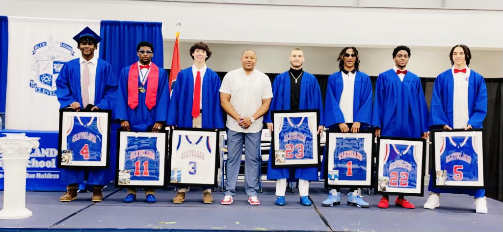 Congrats @CBR_Basketball 🎓Class of 2023‼️ THANK you for all that you did for Raider Nation! I wish you all the best in everything that you do! Love you guys💙❤️
#123Family #AllIn #Graduates #StudentAthletes #Winners #BeleeDat