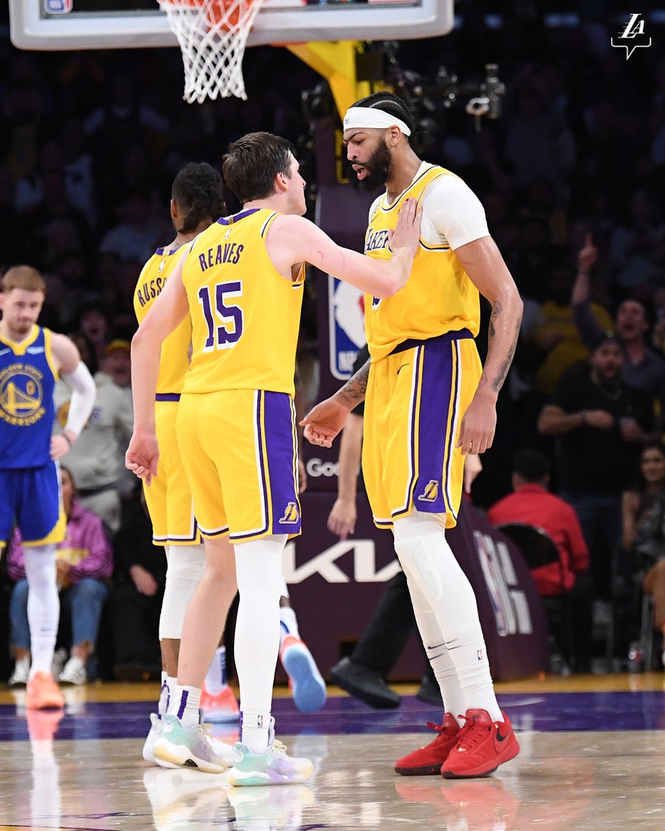 Lakers's tweet photo. What a night. https://t.co/RTcB9v4QYI