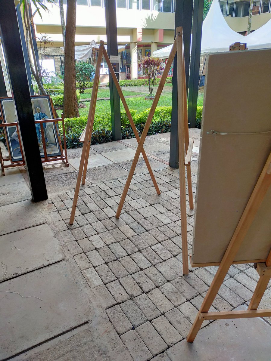 AffordableArtKE's tweet photo. Setting up again!

Day two of the #AffordableArtShowKe 

Doors open at 10. No booking needed. No entrance fee. https://t.co/5yZHUd644A